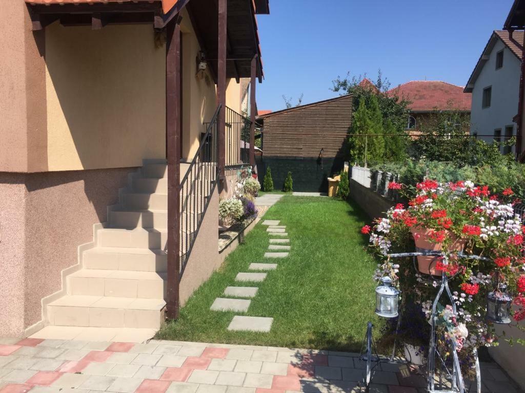 Casa In Zona Linistita, Campia Turzii Villa Luaran gambar